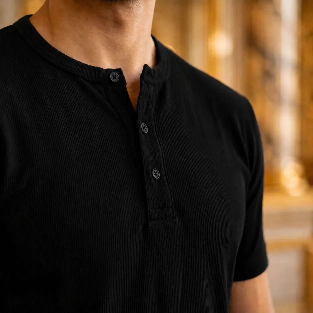 Short Sleeve Henley Shirt - Black